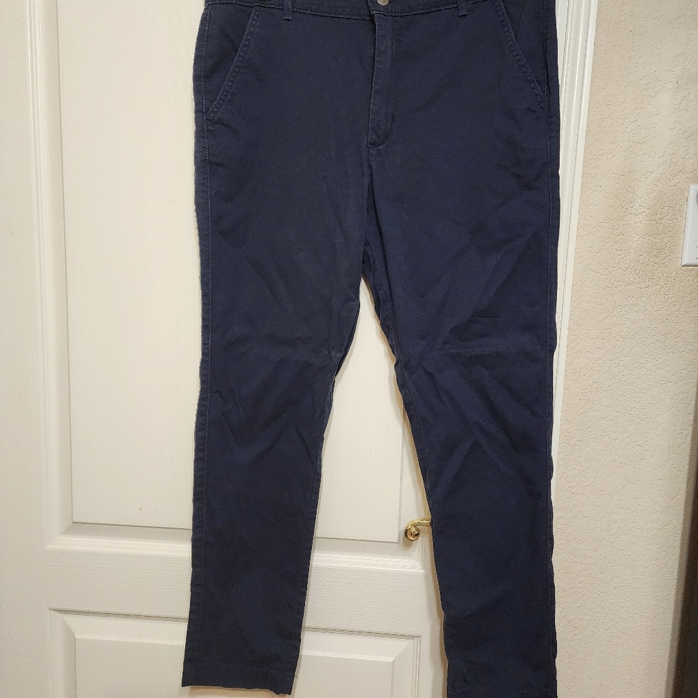 Levi navy blue pant. Item 7